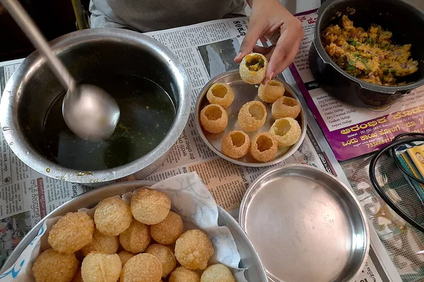 Vista Los Platos Utilizados Para Preparar Popular Chat Pani Puri — Foto de Stock