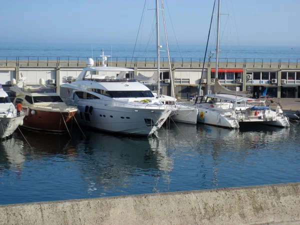Marina z jachtów. Barcelona. — Zdjęcie stockowe