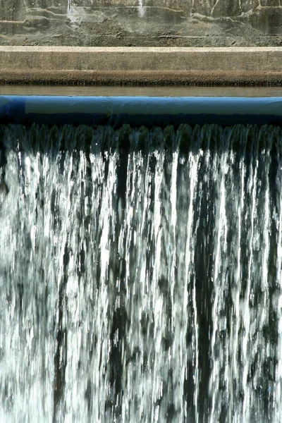 Cachoeira de fluxo — Fotografia de Stock