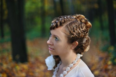 bir gelin portresi yarım yüz