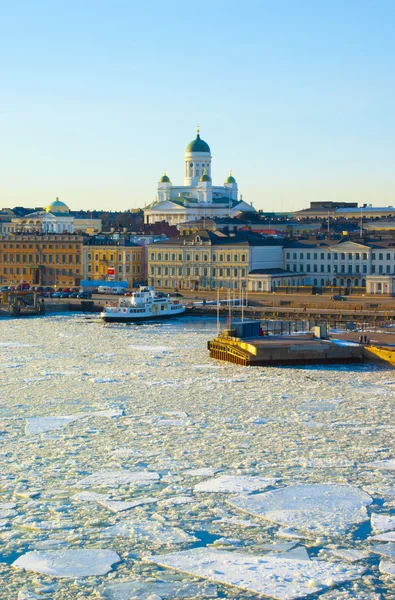 Bahar buzlu günbatımı manzara Helsinki — Stok fotoğraf