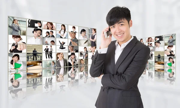 Young businessman talk on phone — Stock Photo, Image