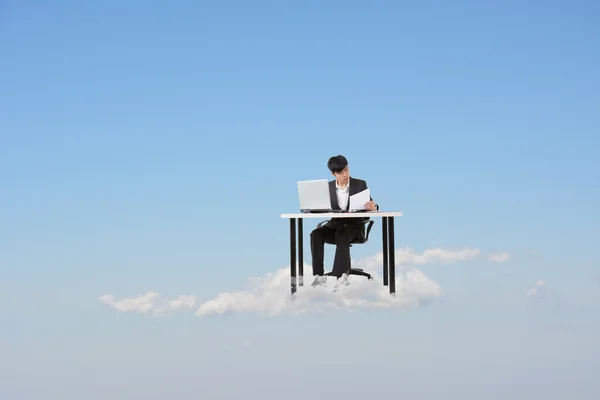 Cloudy work business — Stock Photo, Image