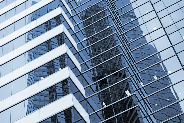 Modern skyscraper exterior — Stock Photo, Image