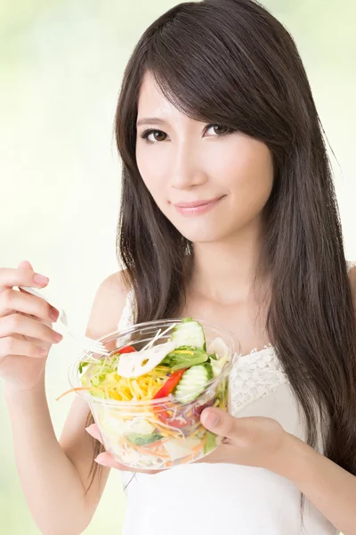 Eat salad — Stock Photo, Image