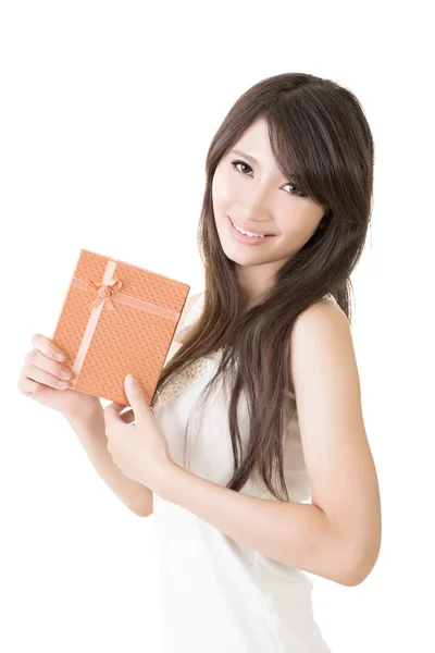 Young pretty asian woman with a gift — Stock Photo, Image