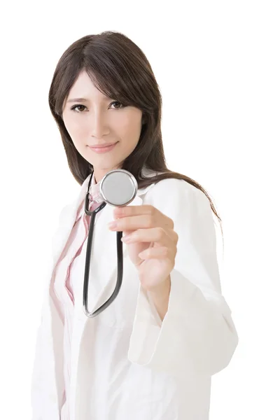 Young asian female doctor shows stethoscope — Stock Photo, Image