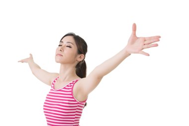 Asyalı kadın kolları uzanır ve çekinmeyin.