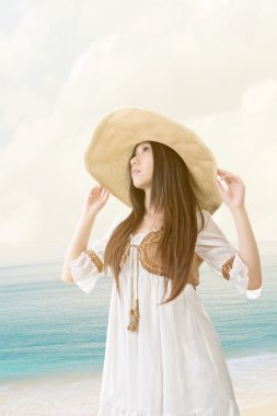 deniz manzarası arka plan güzel Asyalı genç kadınla