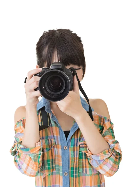 Asian woman takes images with photo camera — Stock Photo, Image