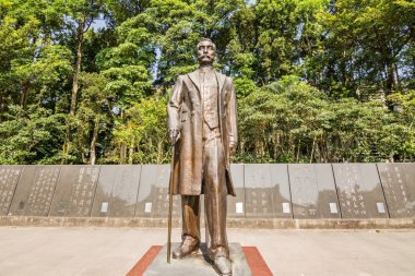 sun yat-Sen'in heykeli