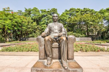 sun yat-Sen'in heykeli