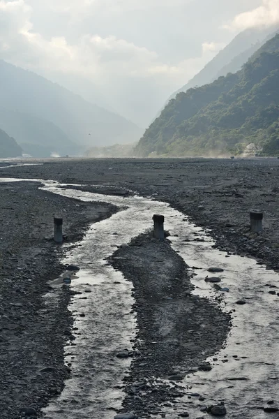 Río o lago seco — Foto de Stock