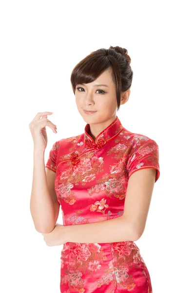 Chinesische Frauen tragen traditionelles Cheongsam — Stockfoto