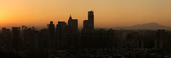 Solnedgång stadsbild — Stockfoto