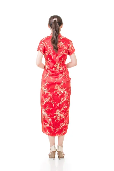 Asiatin im Cheongsam — Stockfoto