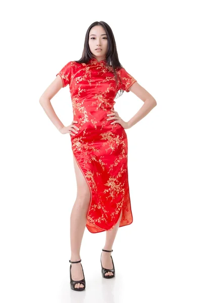 Donna cinese vestito tradizionale cheongsam — Foto Stock