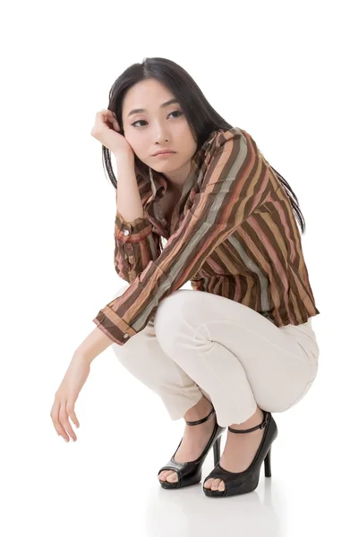 Asian beauty squat and feel boring — Stock Photo, Image