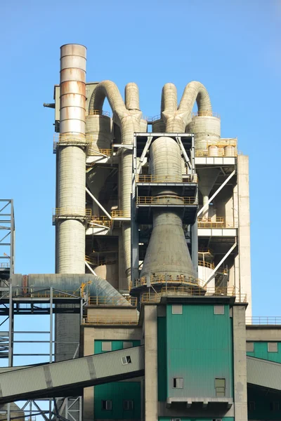 Цементный завод, завод — стоковое фото