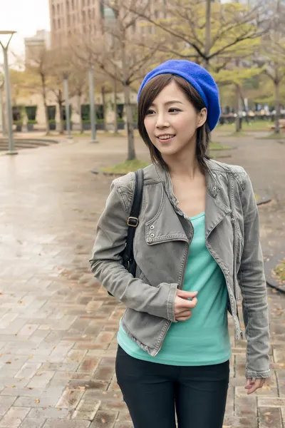 Asian woman walk at street — Stock Photo, Image