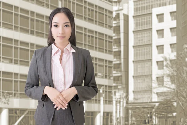 Attractive Asian business woman — Stock Photo, Image