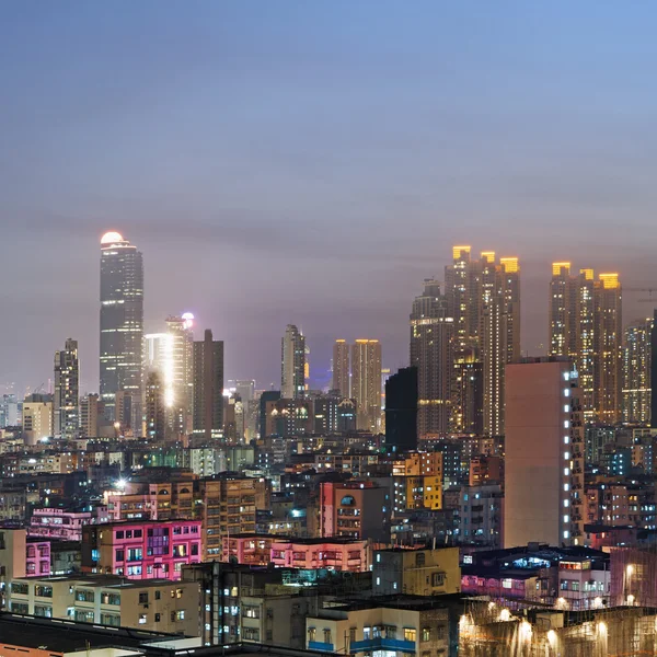 Cidade cena noturna de Hong Kong — Fotografia de Stock