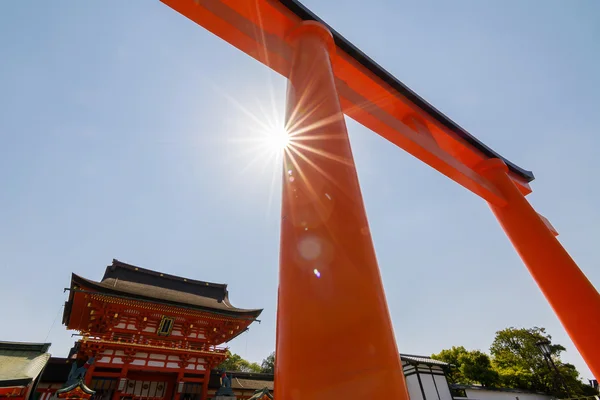 Sunny and the elevation angle of Torii. — Stock Photo, Image