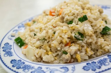 Masada Çin pilavı var.