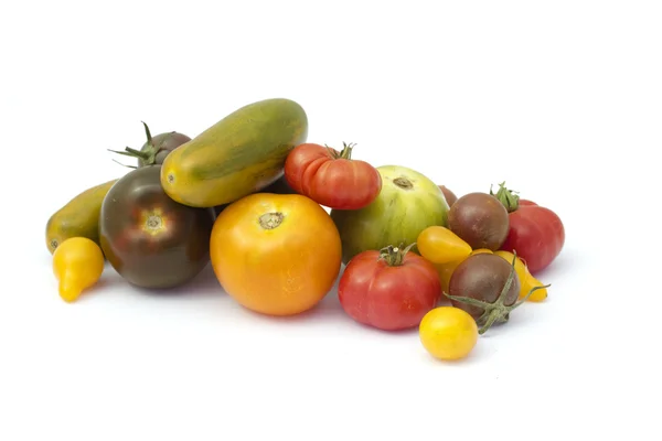 Tomates aislados en blanco —  Fotos de Stock