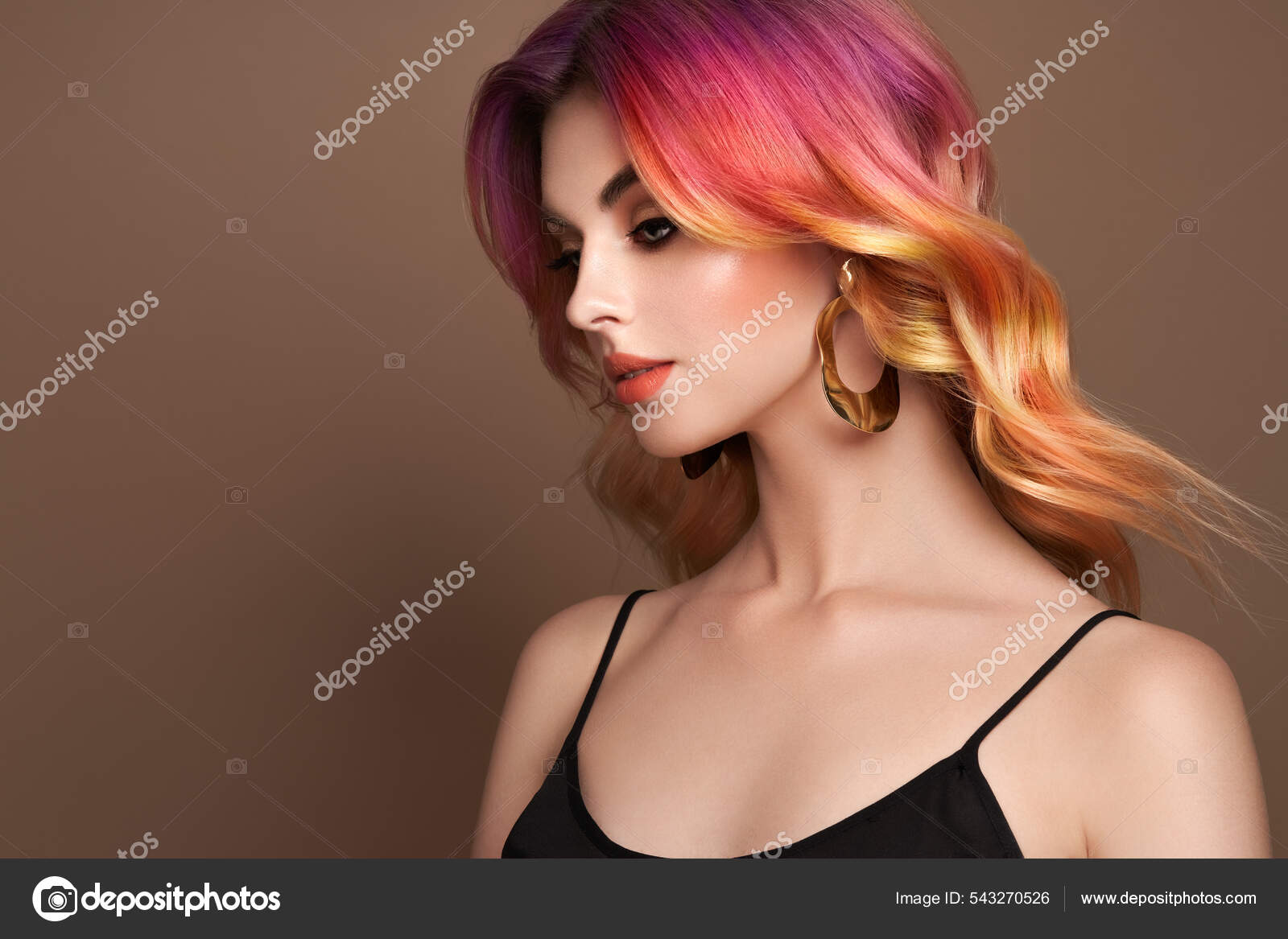 Beauty Fashion Model Woman Colorful Dyed Hair Girl Perfect Makeup Stock  Photo by ©heckmannoleg 543270526