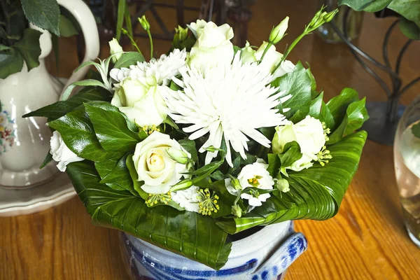 Flores brancas — Fotografia de Stock