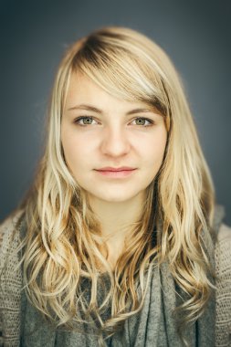 Güzel kız.