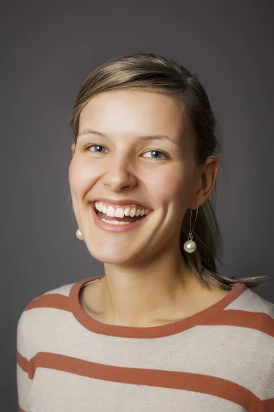 Mujeres sonrientes —  Fotos de Stock