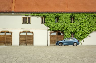 SUV arabası