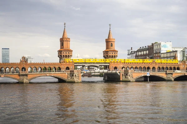 Red Bridge in Berlin Germany — Stock Photo, Image