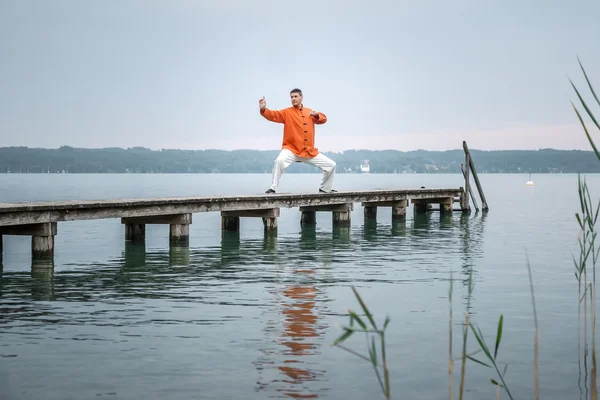 Qi gong sabah erken — Stok fotoğraf