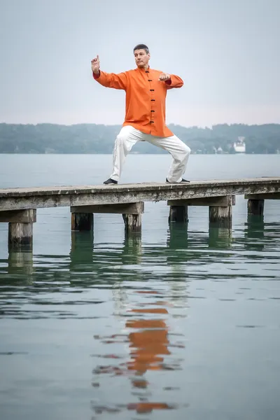 Qi gong sabah erken — Stok fotoğraf