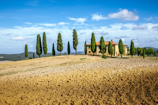 Ein bild eines schönen hauses in der toskana italien — Stockfoto