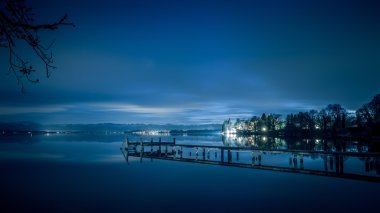 Starnberg Gölü gece