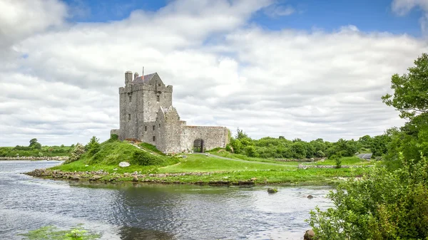 Dunguaire замок Ірландії — стокове фото