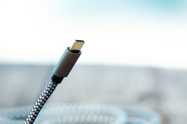 Bir usb tip c kablo dolgu evrensel standart