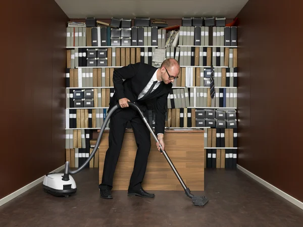 Cleaning the office — Stock Photo, Image