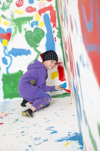 Pintura menina — Fotografia de Stock