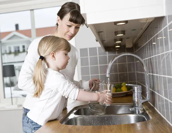 Drinking water — Stock Photo, Image