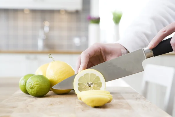 Taglio Limone e Lime — Foto Stock