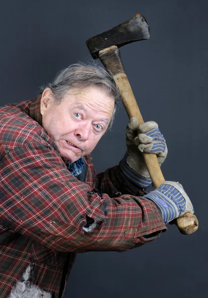 Insane old man with axe — Stock Photo, Image