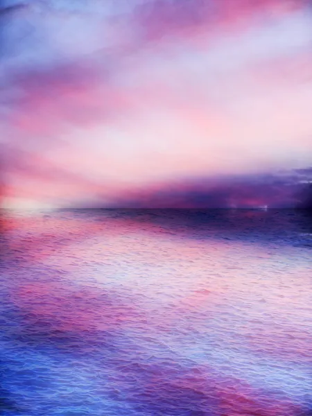 美丽的粉红色夕阳反射在水面上 — 图库照片