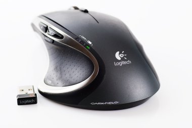 Logitech kablosuz fare