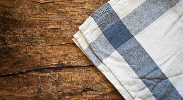 ahşap masa arka plan üzerinde masa örtüsü