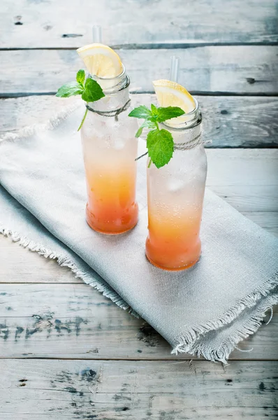 Cocktail di pompelmo fresco — Foto Stock